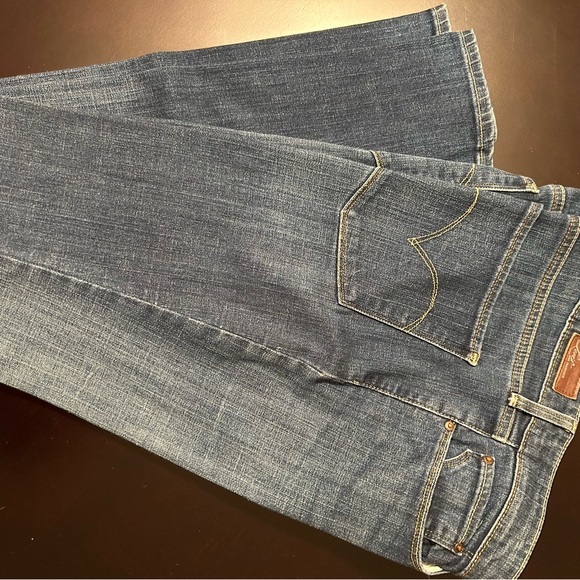 Vintage Levi’s Demi Curve Boot Cut size 29 - Picture 3 of 5